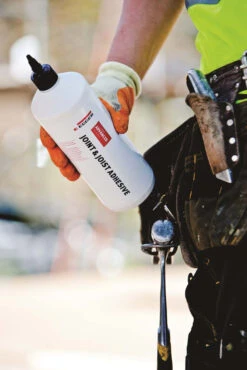 Egger D4 Flooring Adhesive 1kg Tub (1kg Does 7 Boards) -Timber Flooring Shop 20144326 3 1