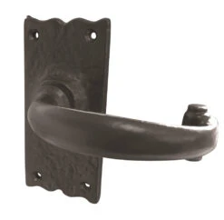 Plain Lever Latch On Plate Black