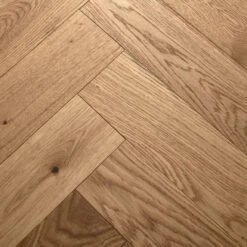 Highclere Natural Oak Brushed & Matt Lacquered Flooring (1.44m2 Pack)