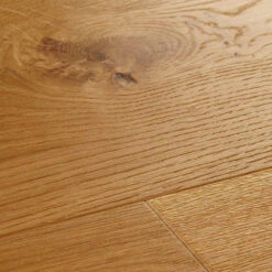 Chepstow Rustic Oak Plank Lacquered Flooring (2.1m2 Pack)