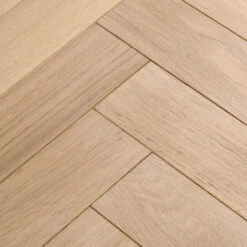 Goodrich Ecru Oak Brushed & Matt Lacquered Flooring (1.296m2 Pack)